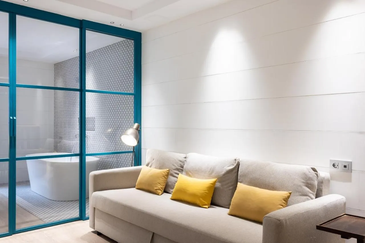 Home2Book Elegant Apartment Santa Cruz Center